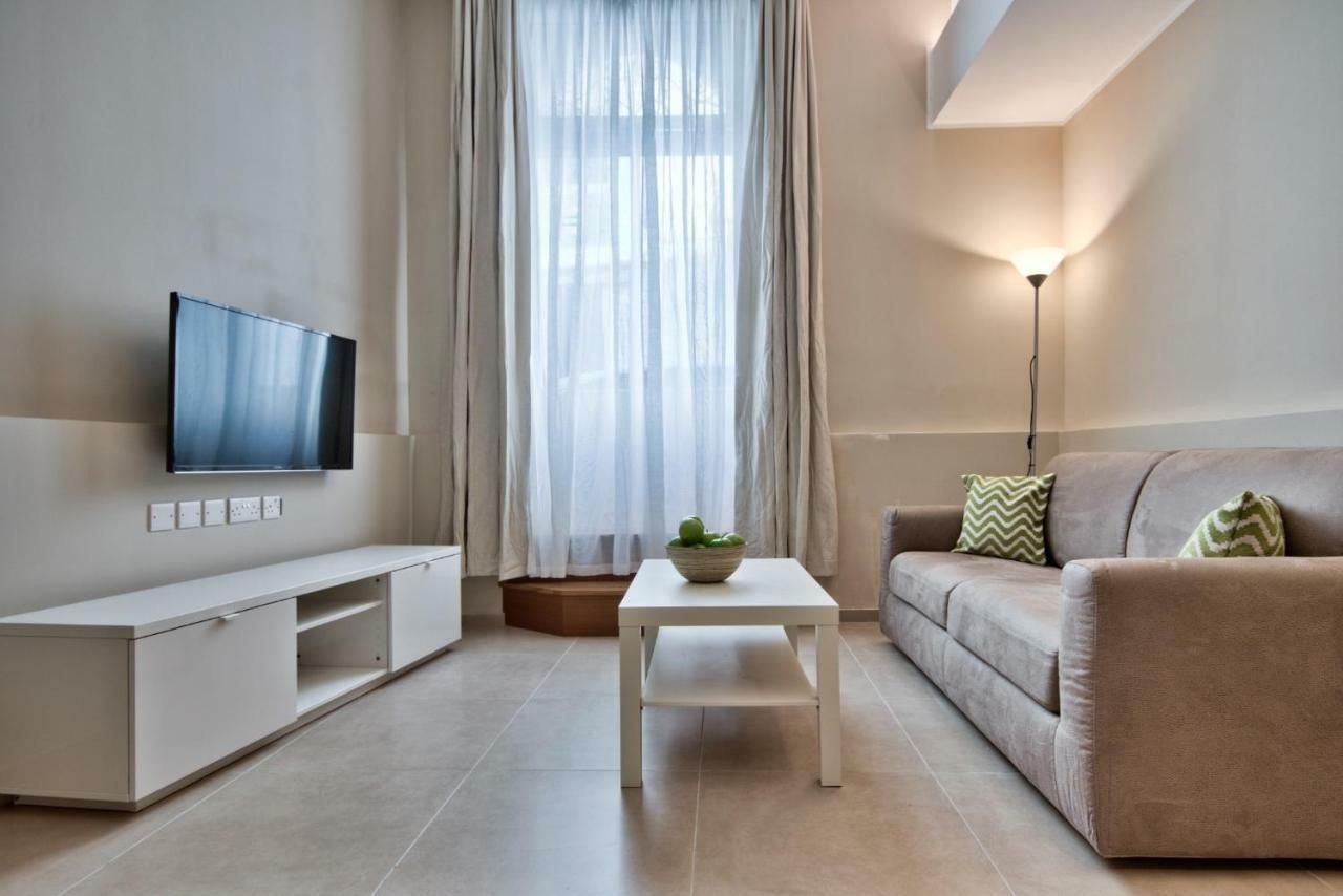 Spinola Park Heights Apartment Saint Julian's Exterior photo